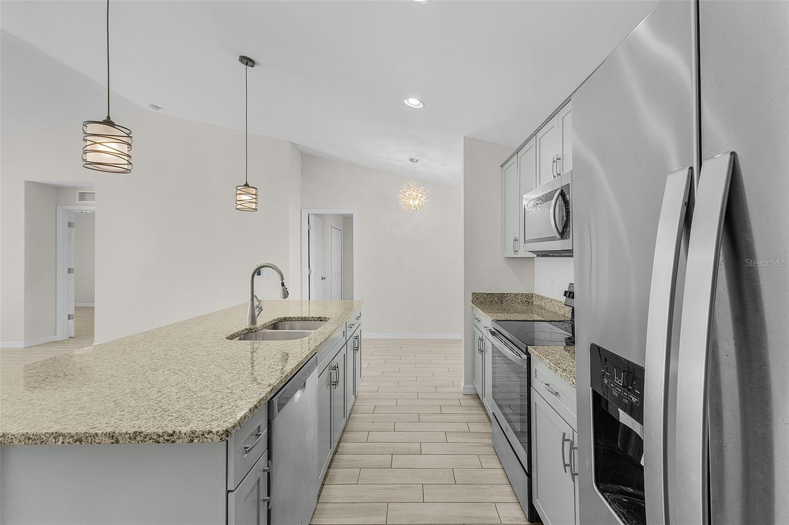 2919 NW 4TH AVE, CAPE CORAL, FL, 33993
