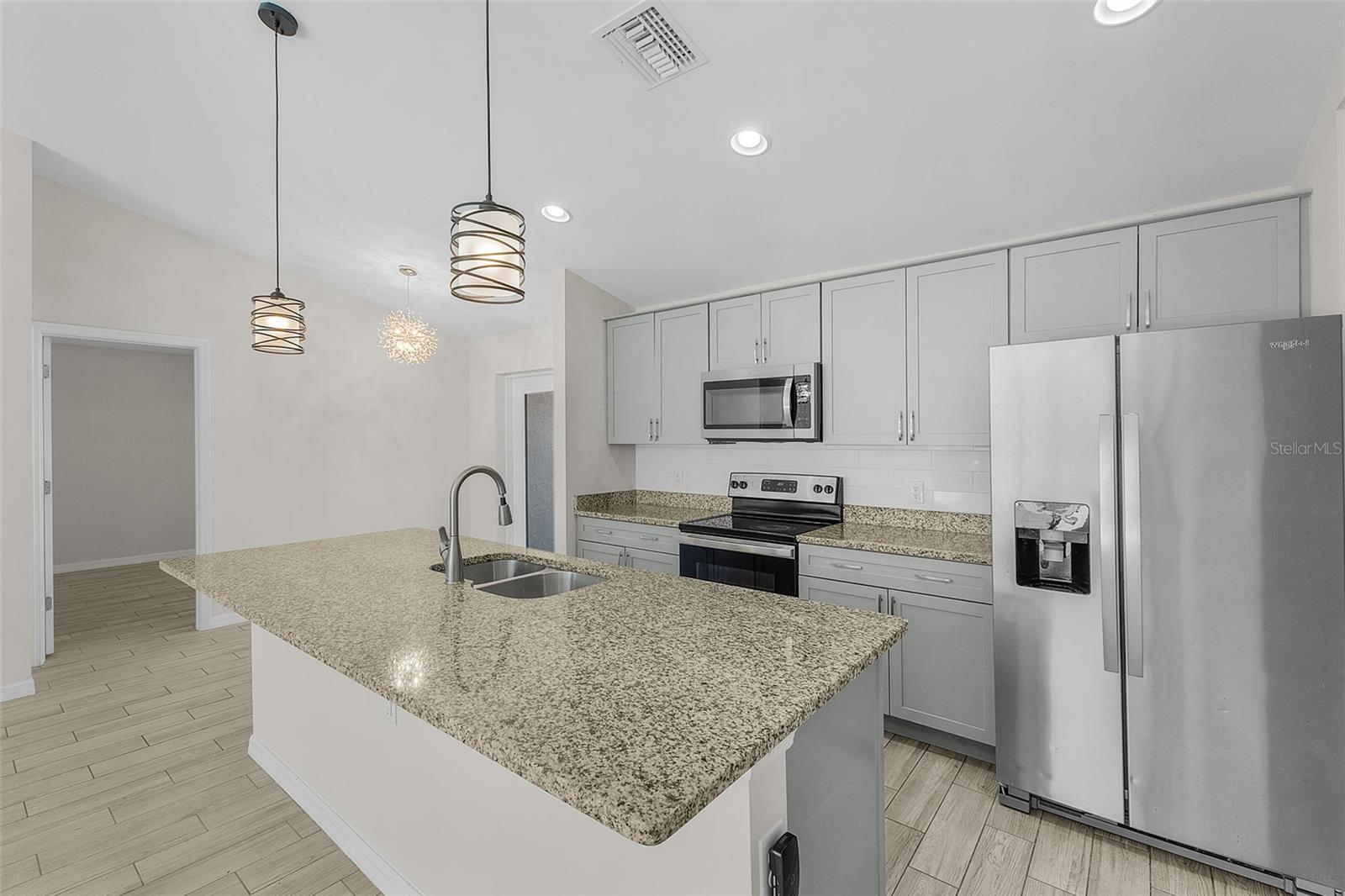 2919 NW 4TH AVE, CAPE CORAL, FL, 33993