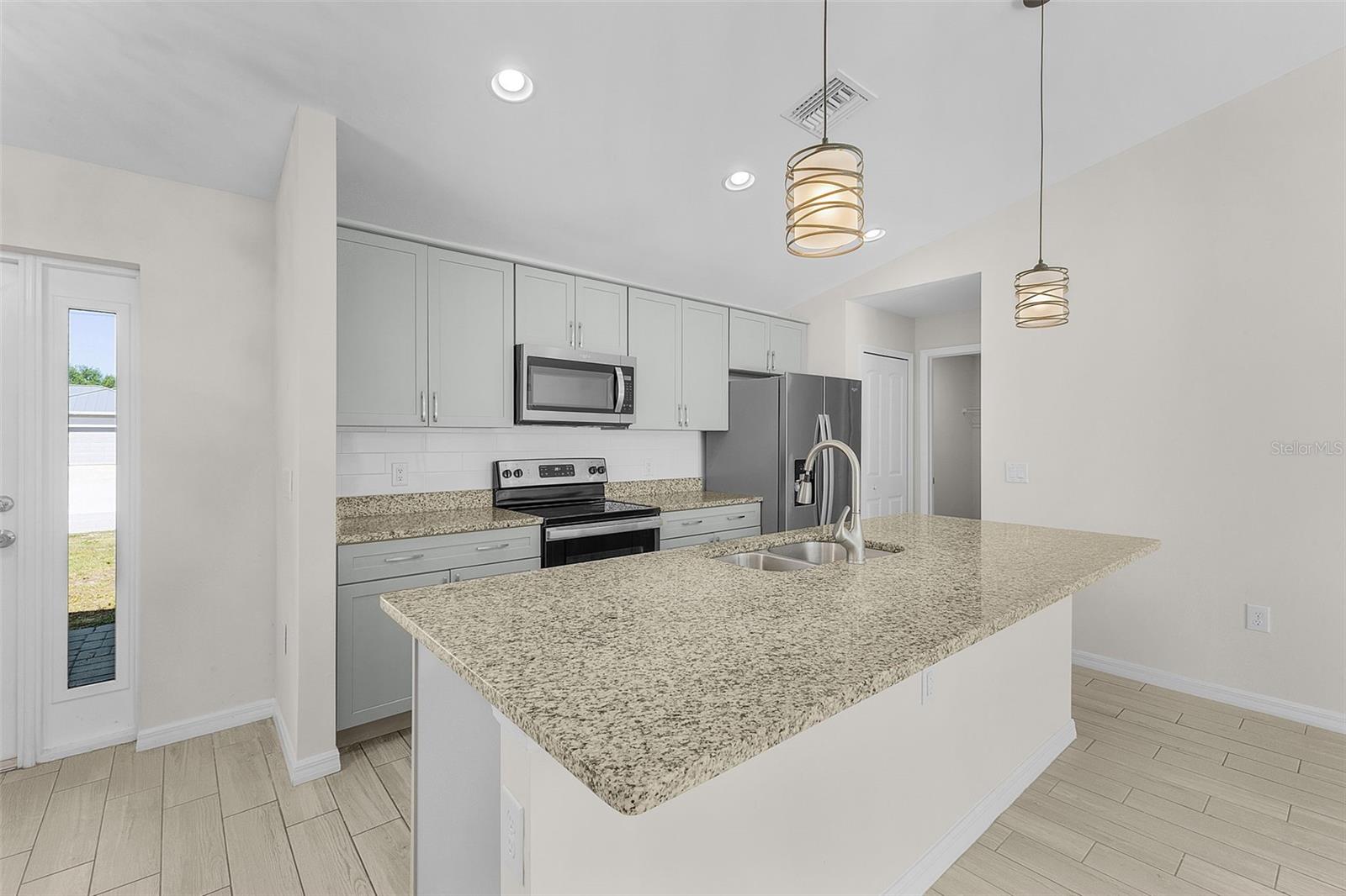 2919 NW 4TH AVE, CAPE CORAL, FL, 33993