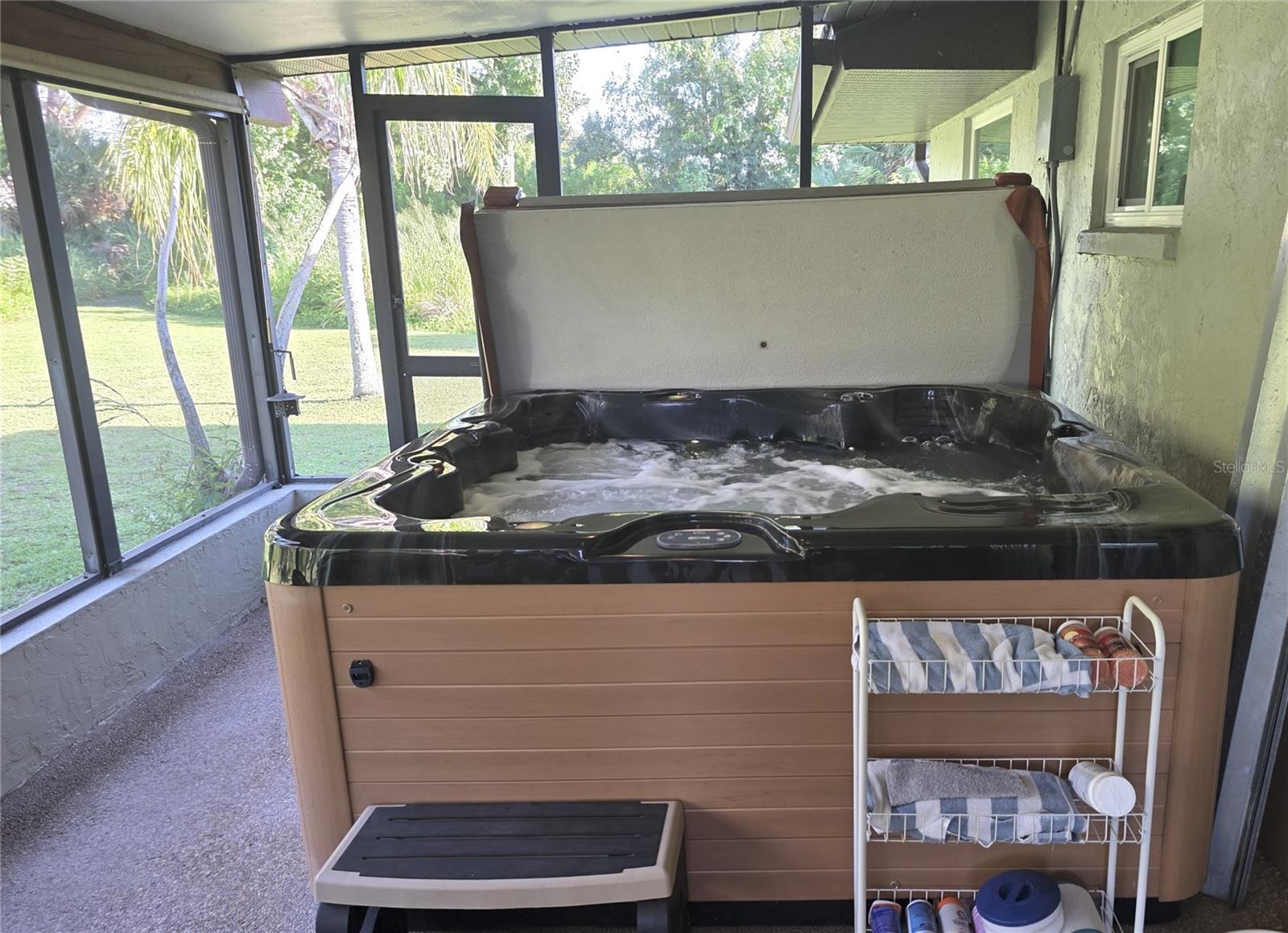 1110 GLADSTONE BLVD, ENGLEWOOD, FL, 34223