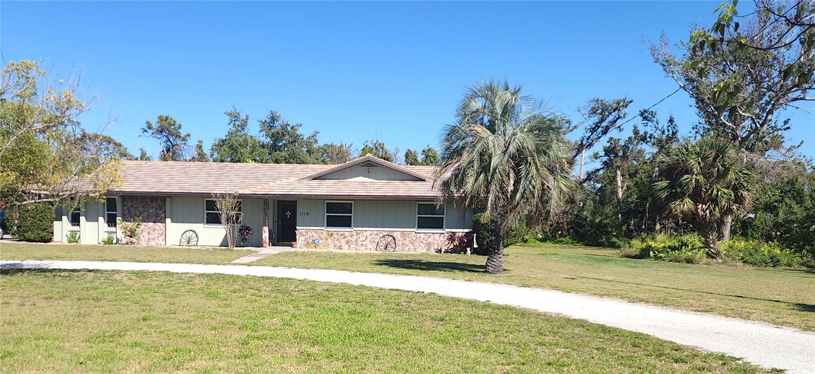 1110 GLADSTONE BLVD, ENGLEWOOD, FL, 34223