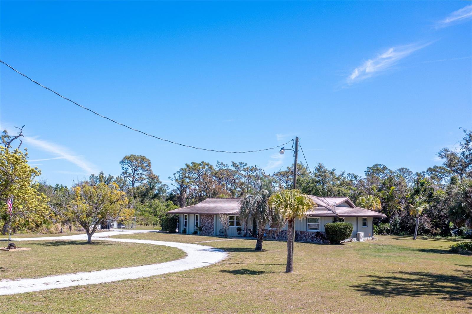 1110 GLADSTONE BLVD, ENGLEWOOD, FL, 34223