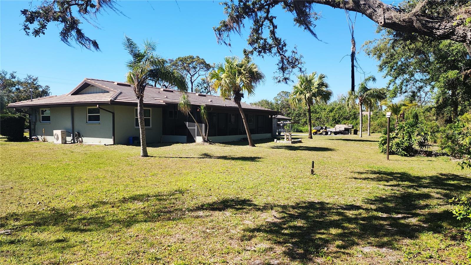 1110 GLADSTONE BLVD, ENGLEWOOD, FL, 34223