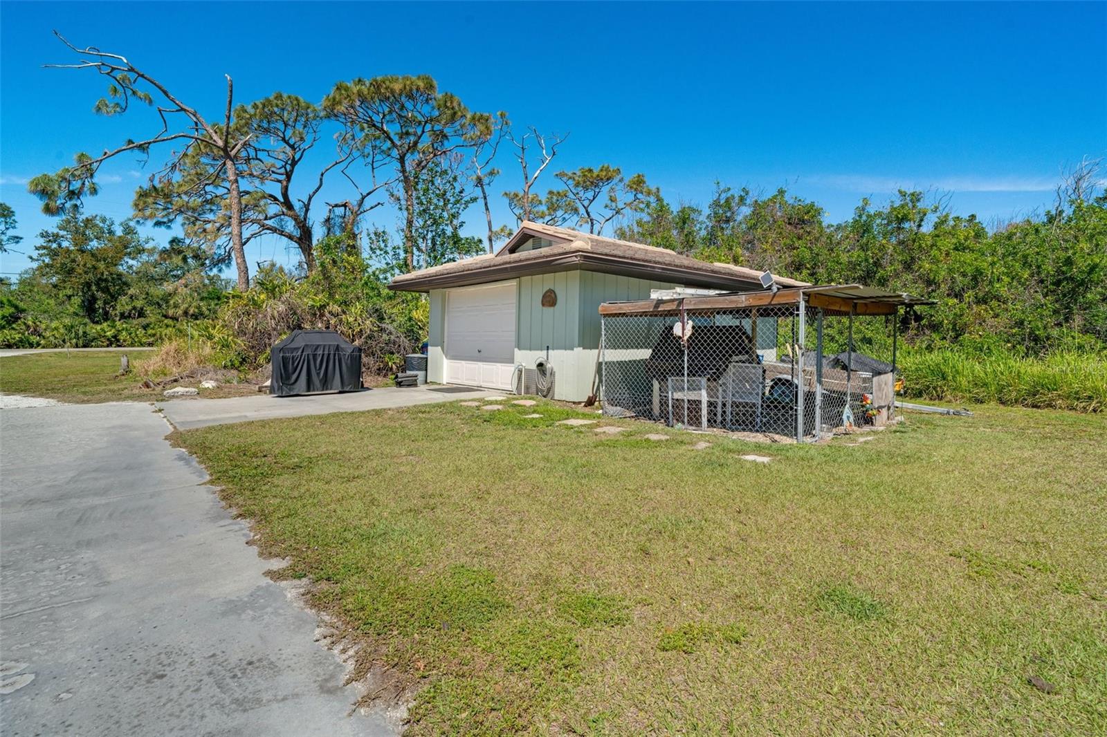 1110 GLADSTONE BLVD, ENGLEWOOD, FL, 34223
