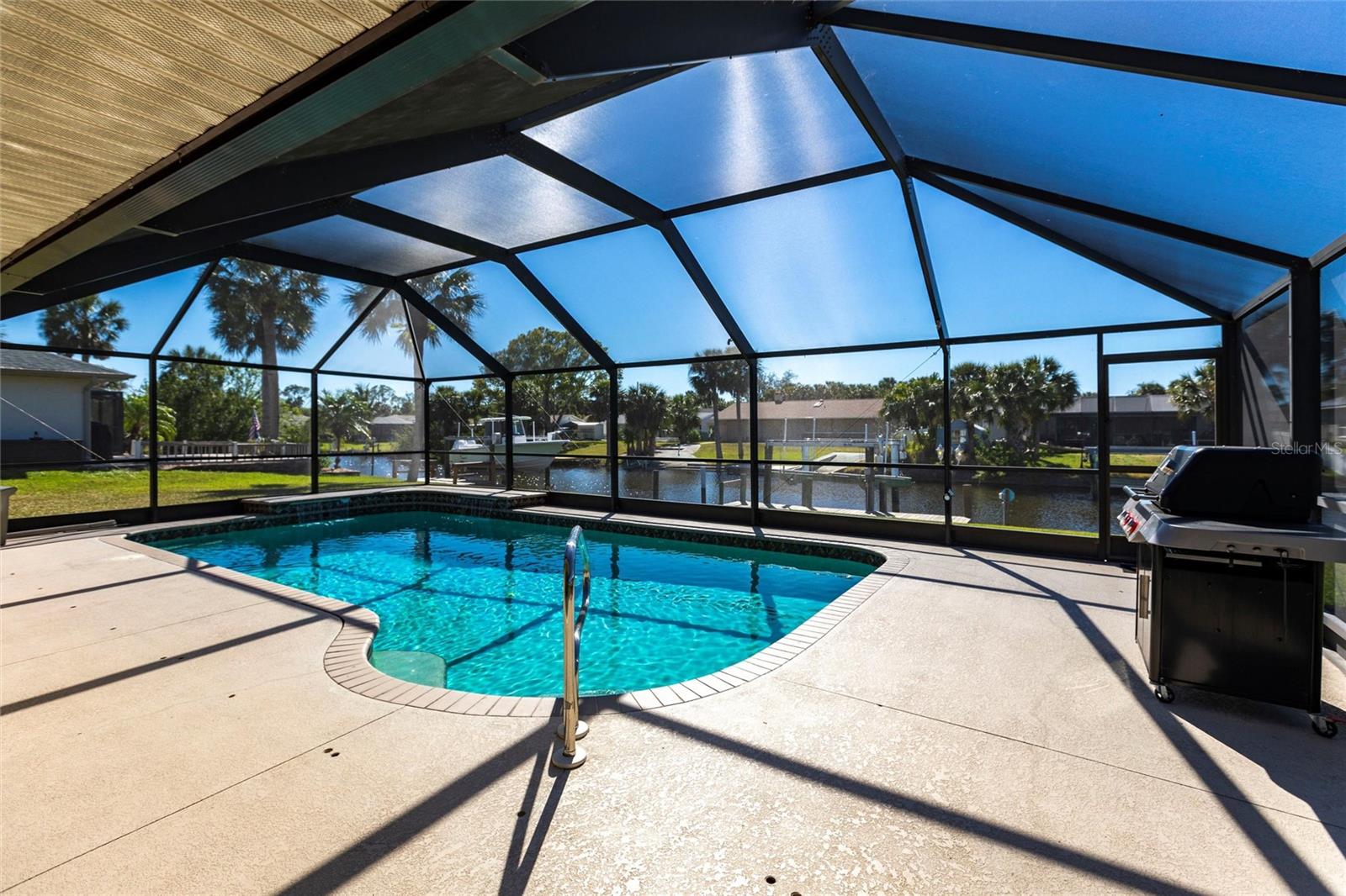 18462 ALPHONSE CIR, PORT CHARLOTTE, FL, 33948