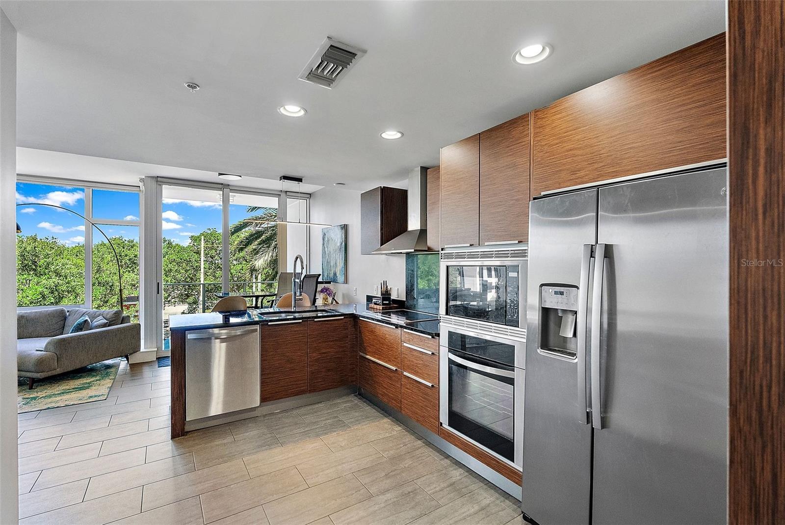 175 1ST ST S #312, ST PETERSBURG, FL, 33701