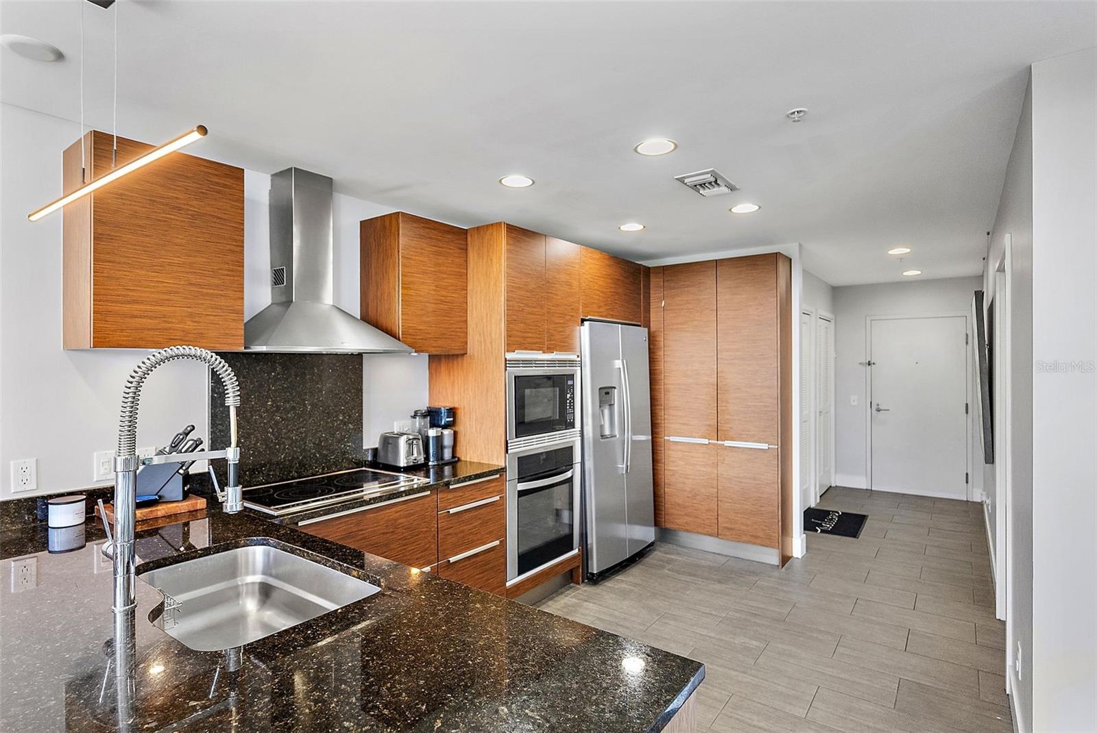 175 1ST ST S #312, ST PETERSBURG, FL, 33701