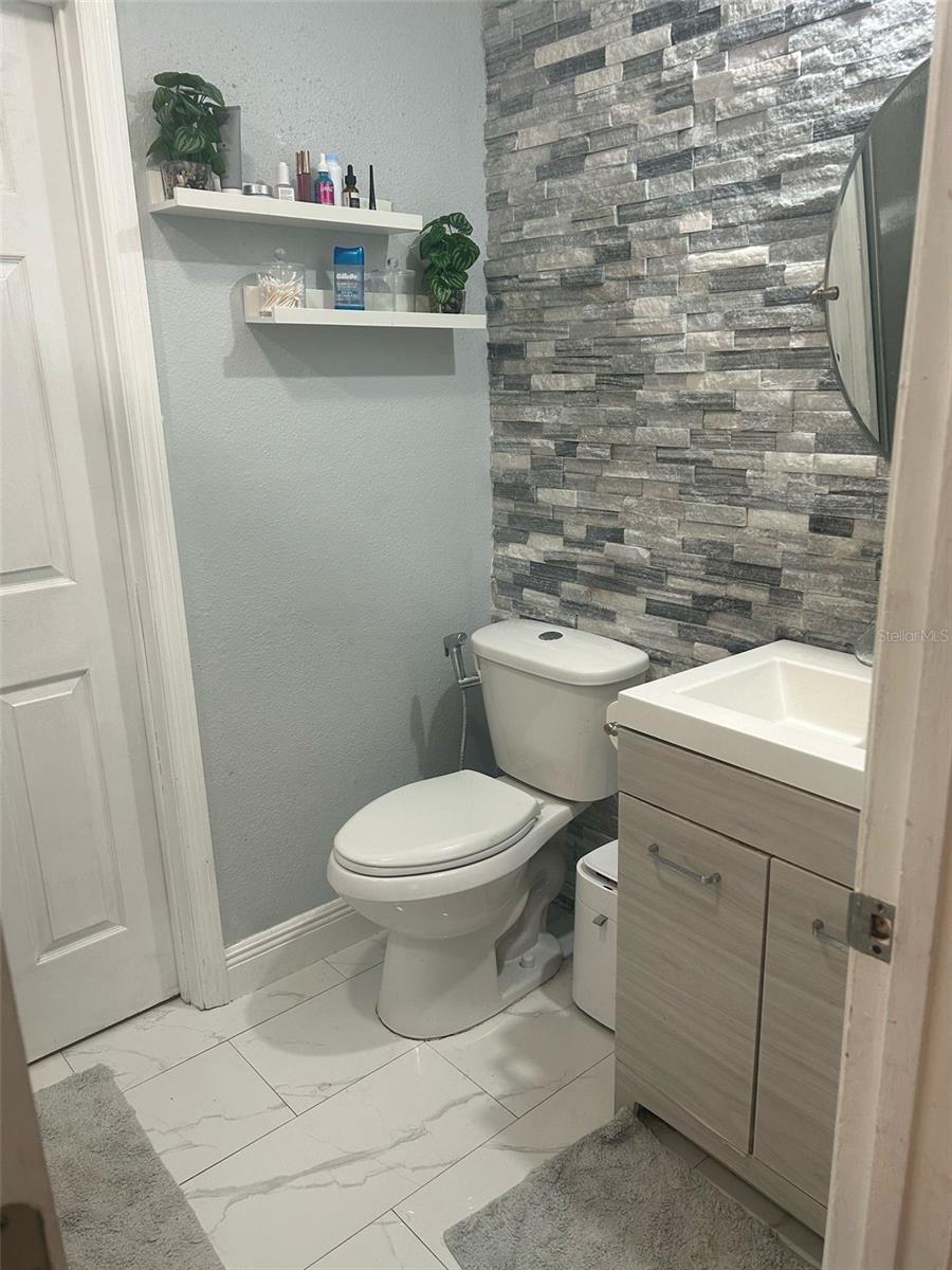 3103 N PINEWAY DR, PLANT CITY, FL, 33566