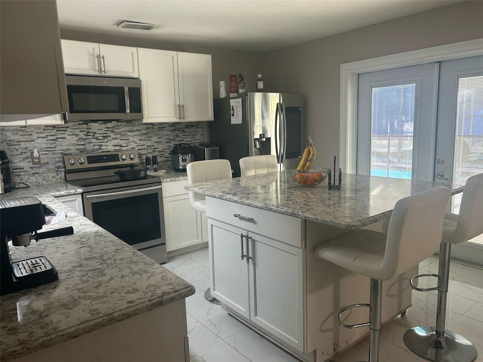 3103 N PINEWAY DR, PLANT CITY, FL, 33566