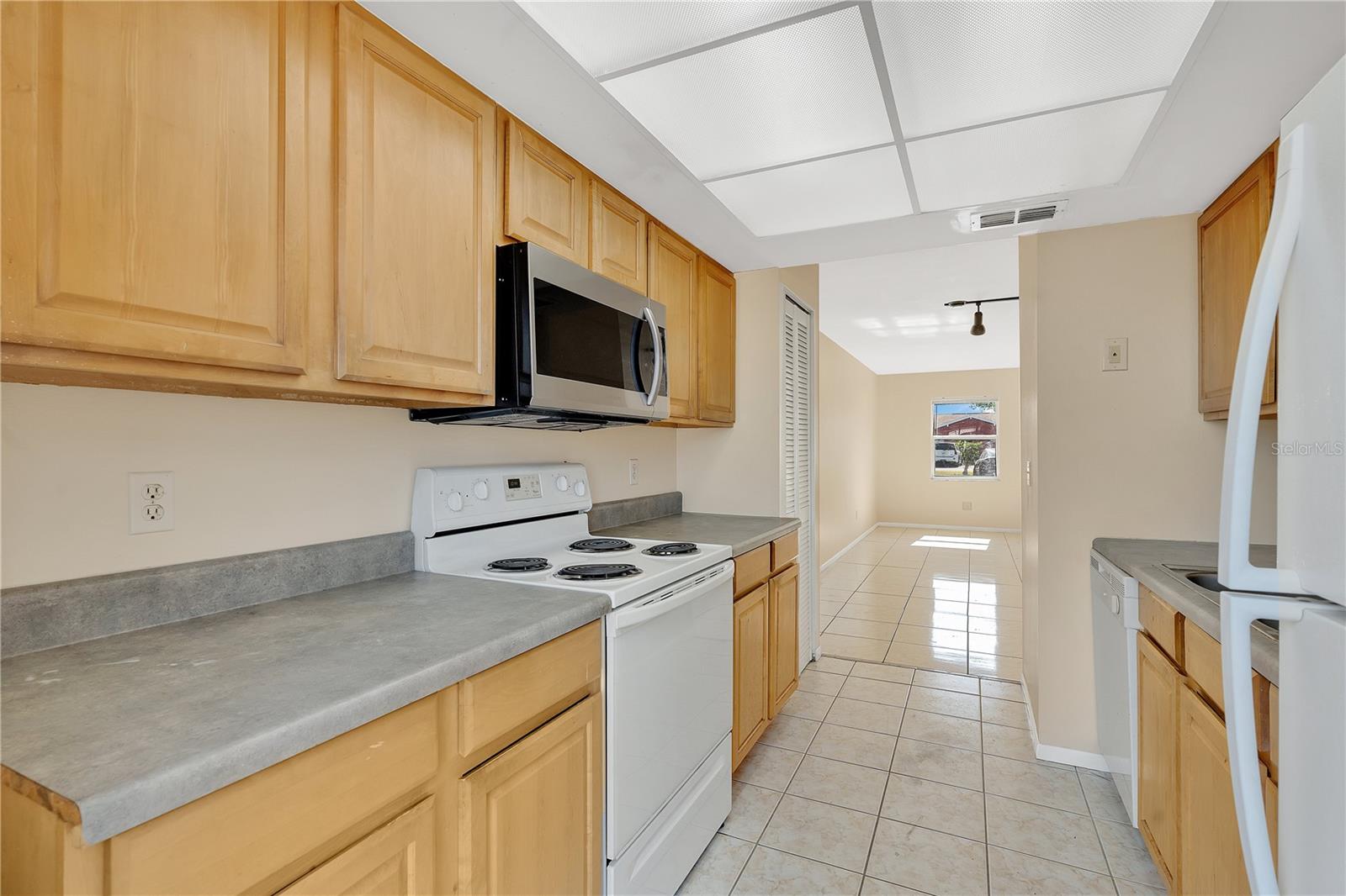 31 LAS PALMAS WAY, KISSIMMEE, FL, 34743