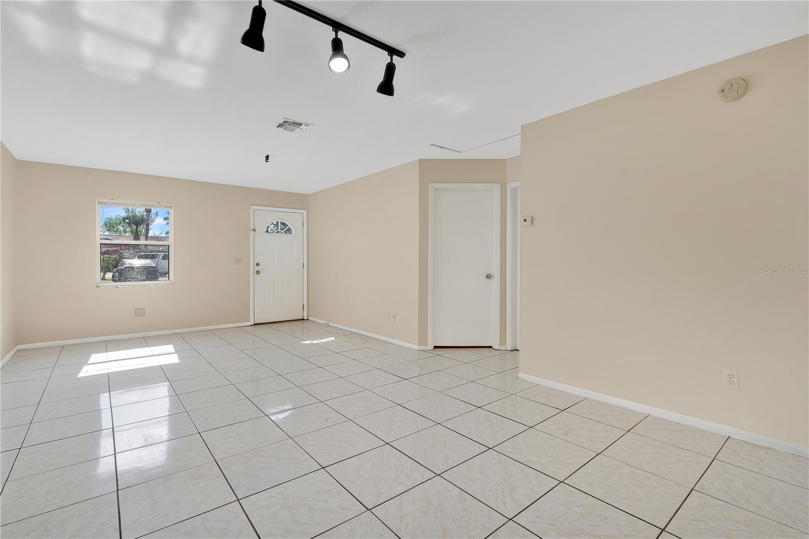 31 LAS PALMAS WAY, KISSIMMEE, FL, 34743