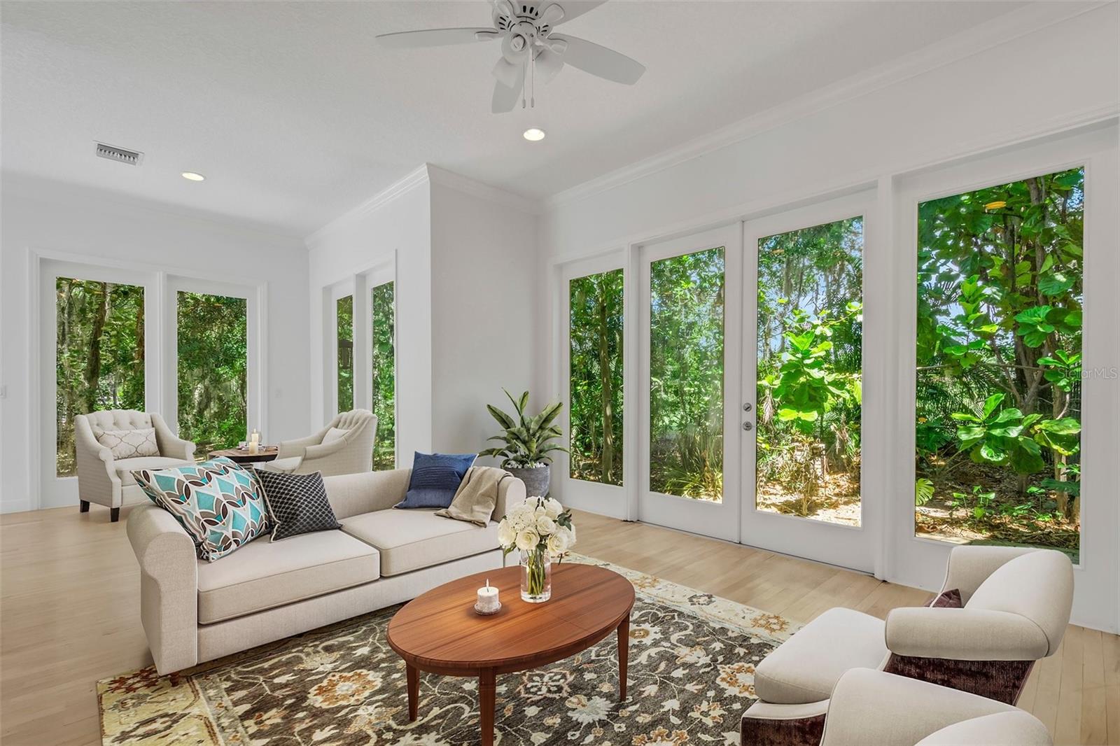 6704 CRESCENT LAKE DR, LAKELAND, FL, 33813