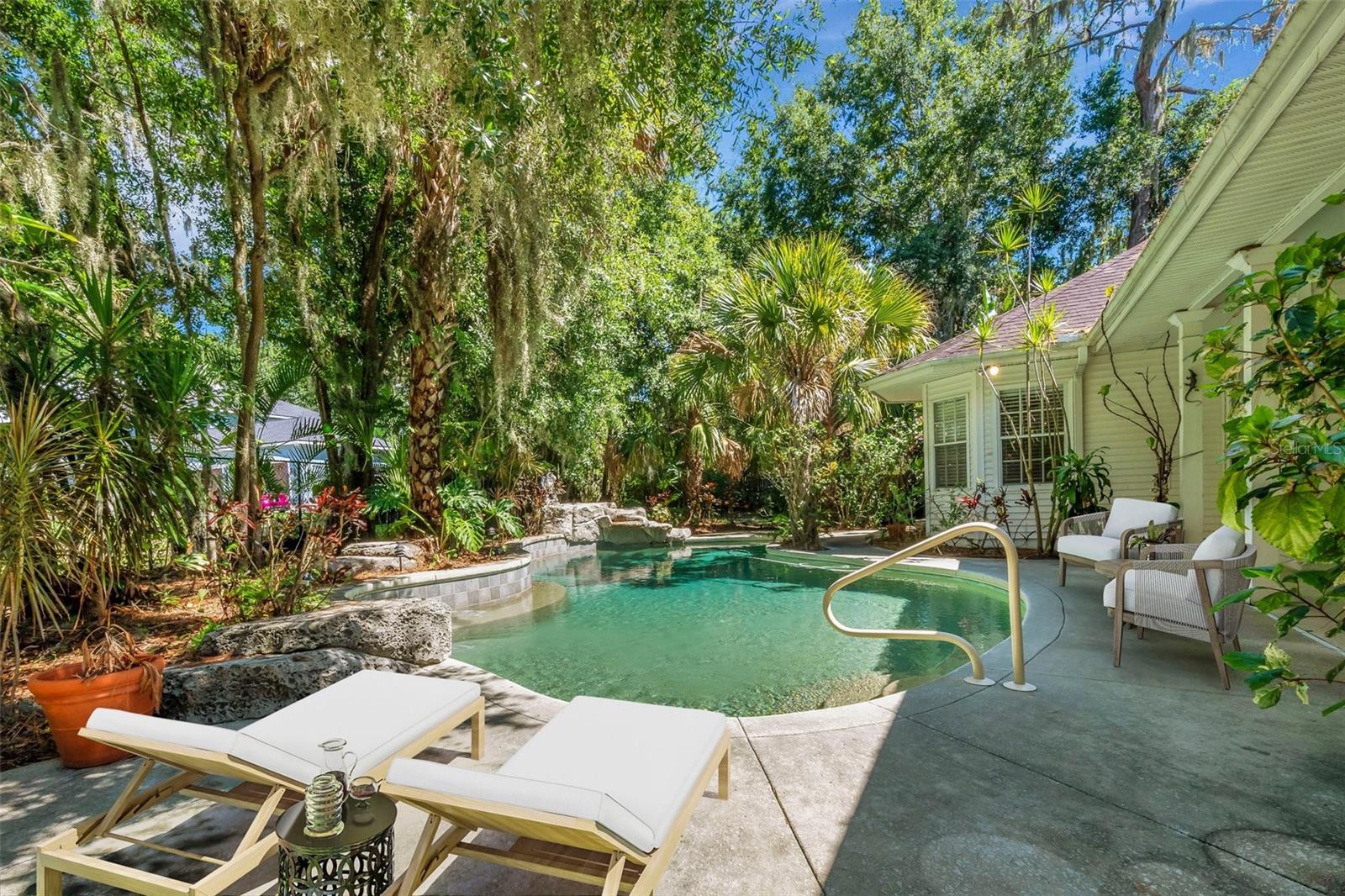 6704 CRESCENT LAKE DR, LAKELAND, FL, 33813