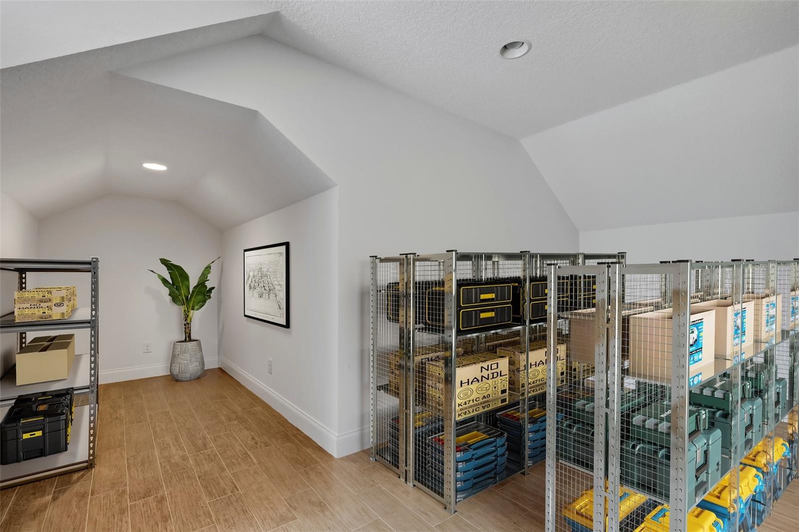 6704 CRESCENT LAKE DR, LAKELAND, FL, 33813