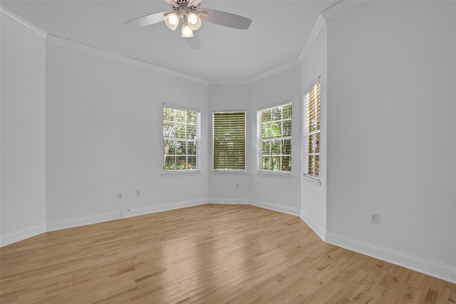 6704 CRESCENT LAKE DR, LAKELAND, FL, 33813