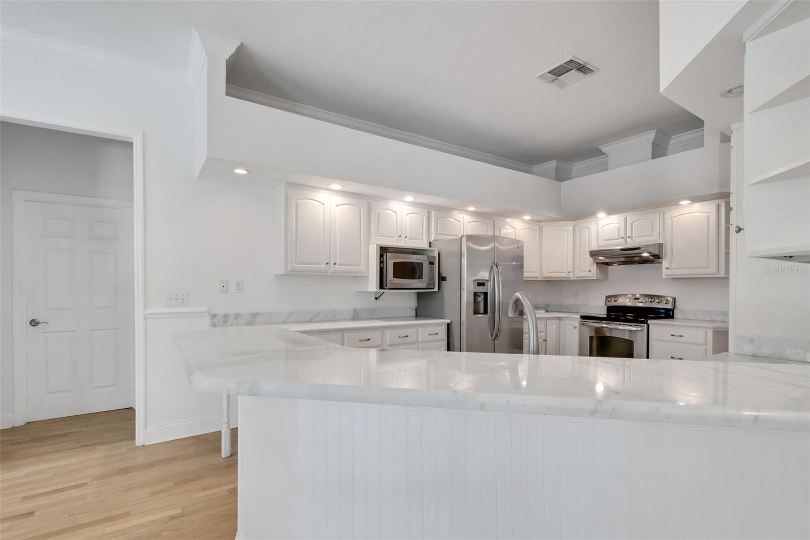 6704 CRESCENT LAKE DR, LAKELAND, FL, 33813