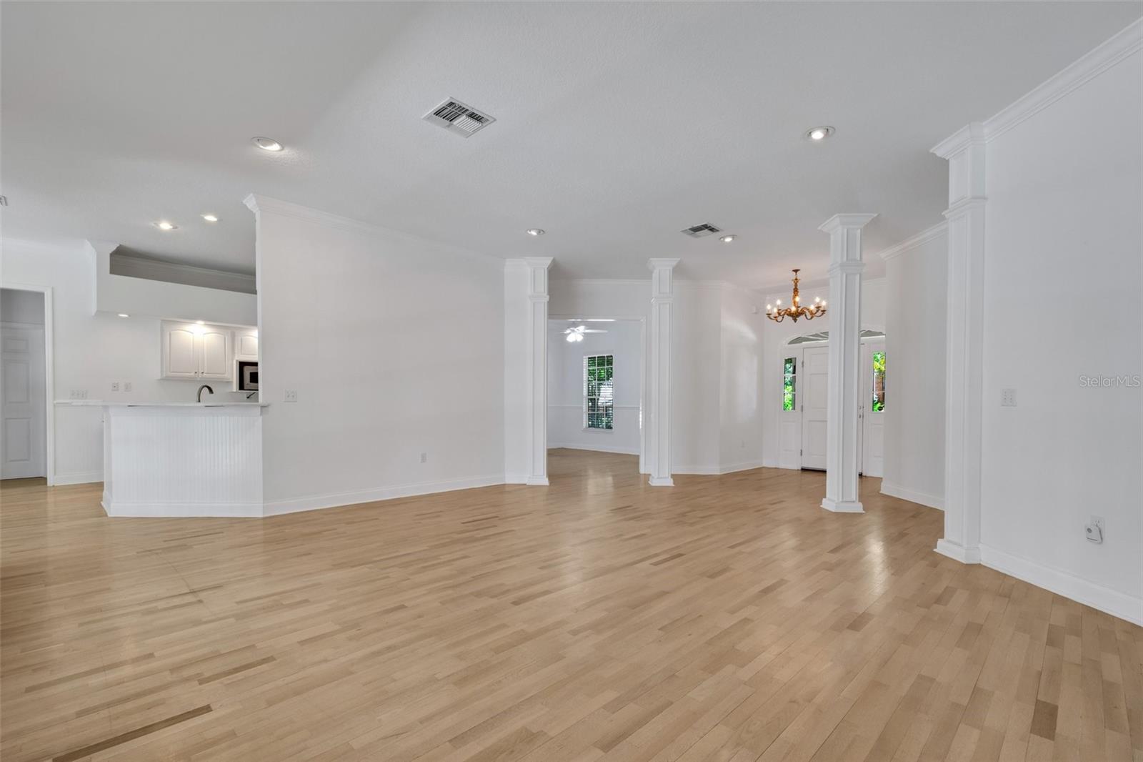 6704 CRESCENT LAKE DR, LAKELAND, FL, 33813