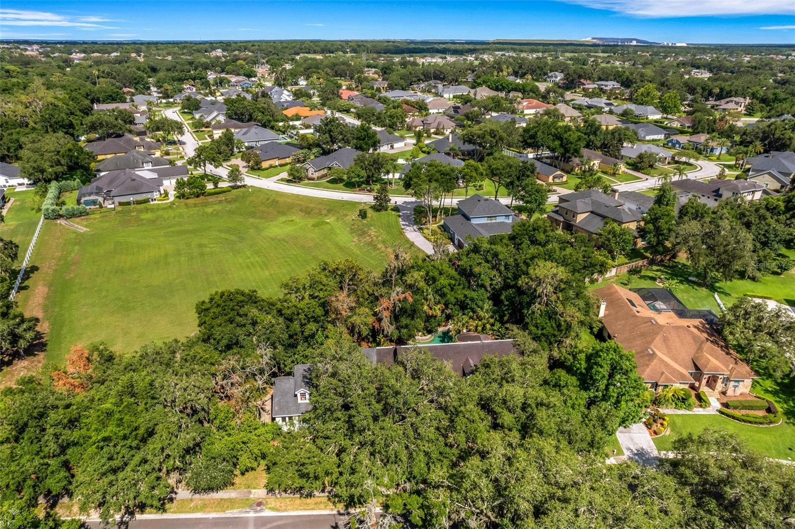 6704 CRESCENT LAKE DR, LAKELAND, FL, 33813