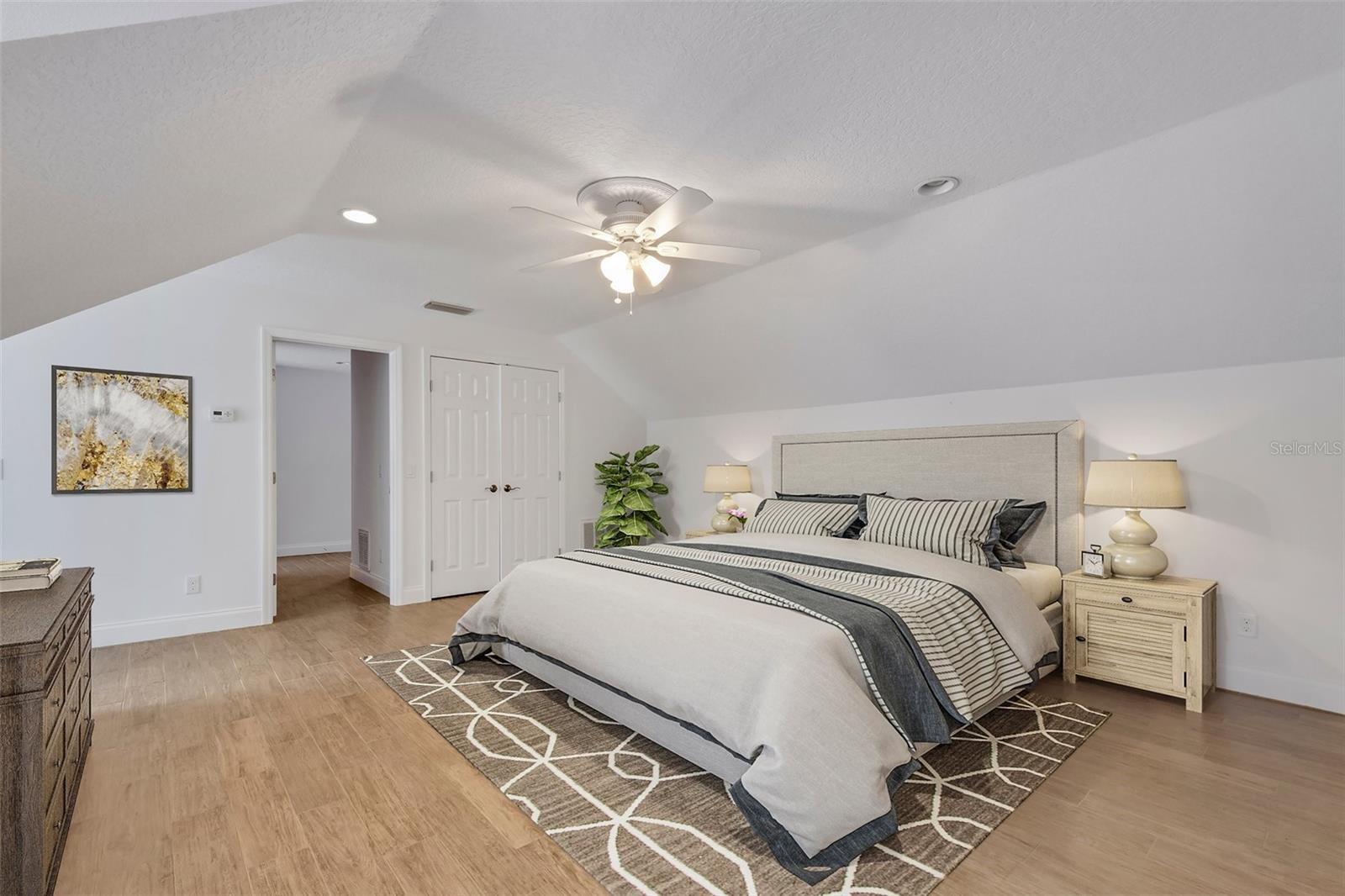 6704 CRESCENT LAKE DR, LAKELAND, FL, 33813