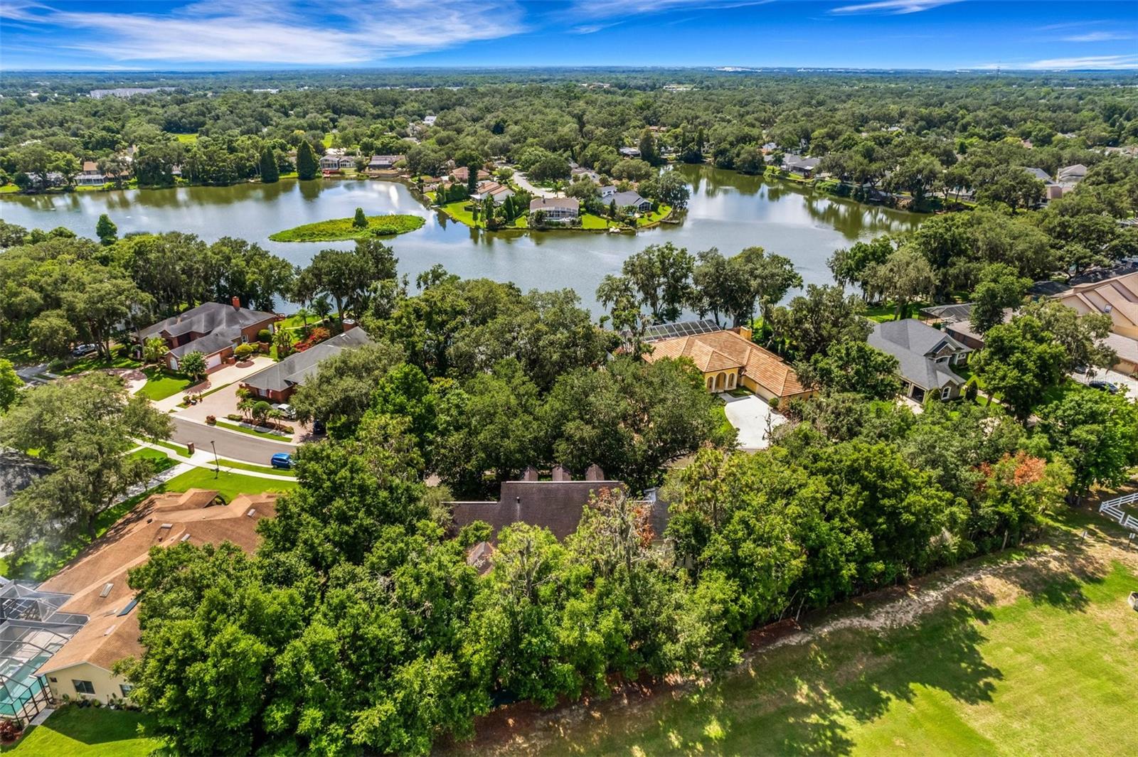 6704 CRESCENT LAKE DR, LAKELAND, FL, 33813