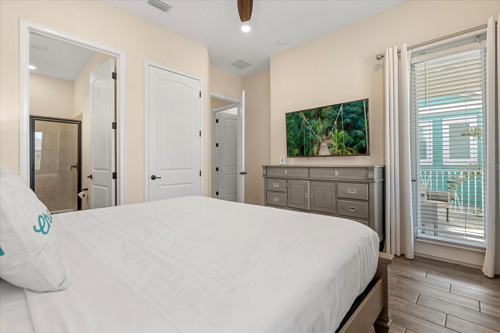 8053 LOST SHAKER LN, KISSIMMEE, FL, 34747