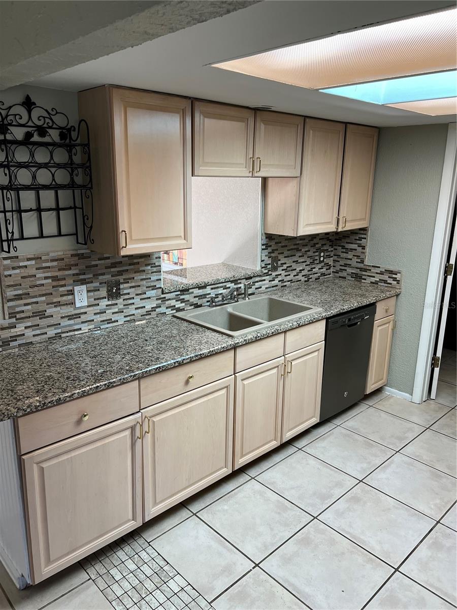 2097 CARNAC ST, PORT CHARLOTTE, FL, 33952