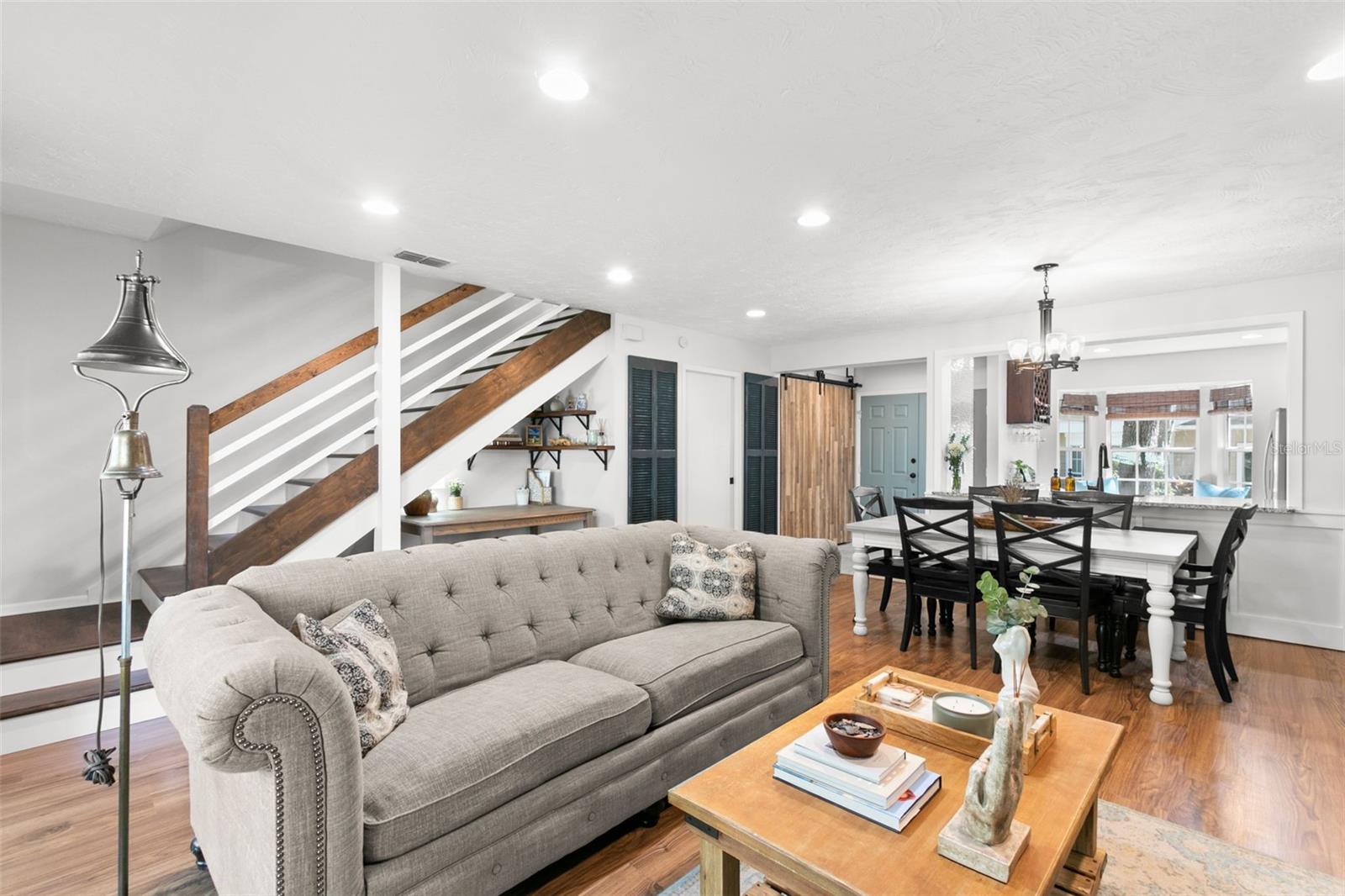 2414 HOUNDS TRL, PALM HARBOR, FL, 34683