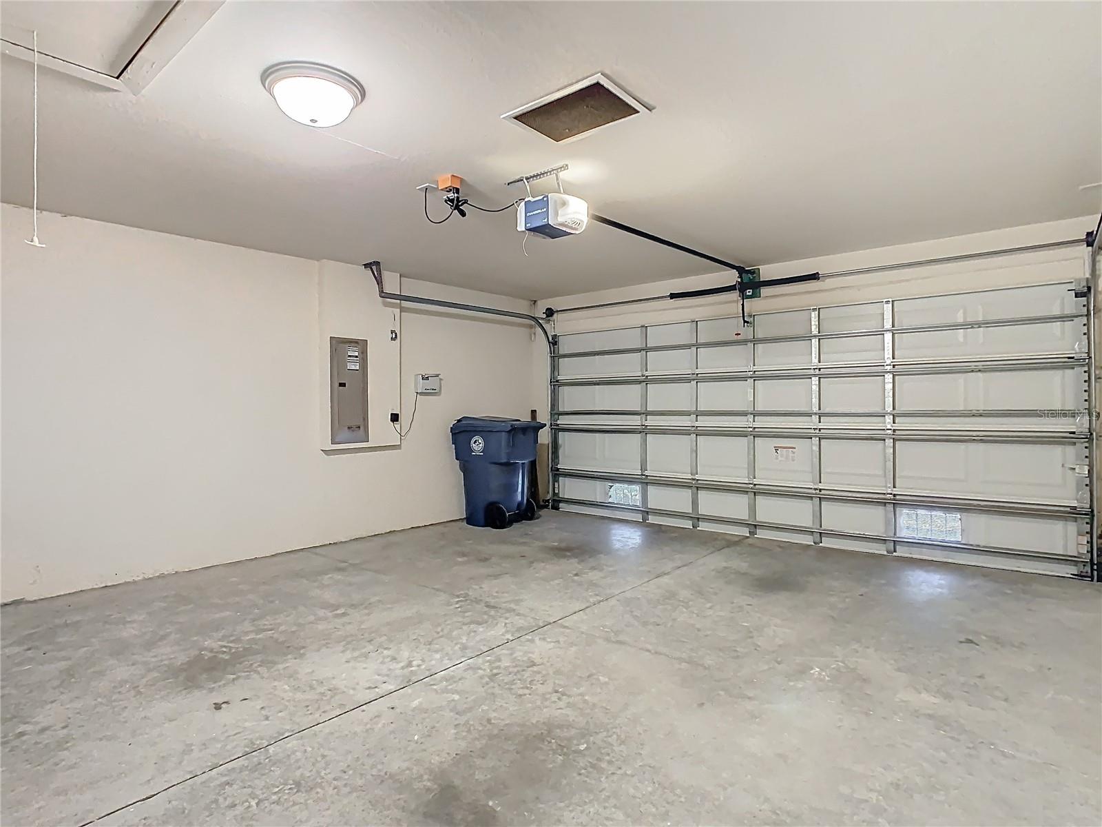 2433 FAIRVIEW RD, SPRING HILL, FL, 34609