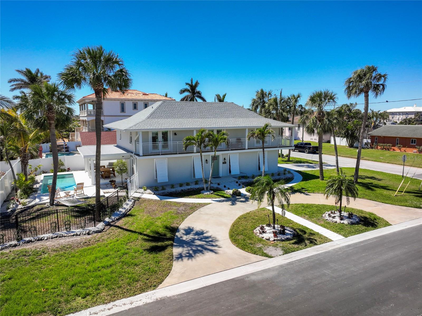 2605 HIBISCUS DR W, BELLEAIR BEACH, FL, 33786