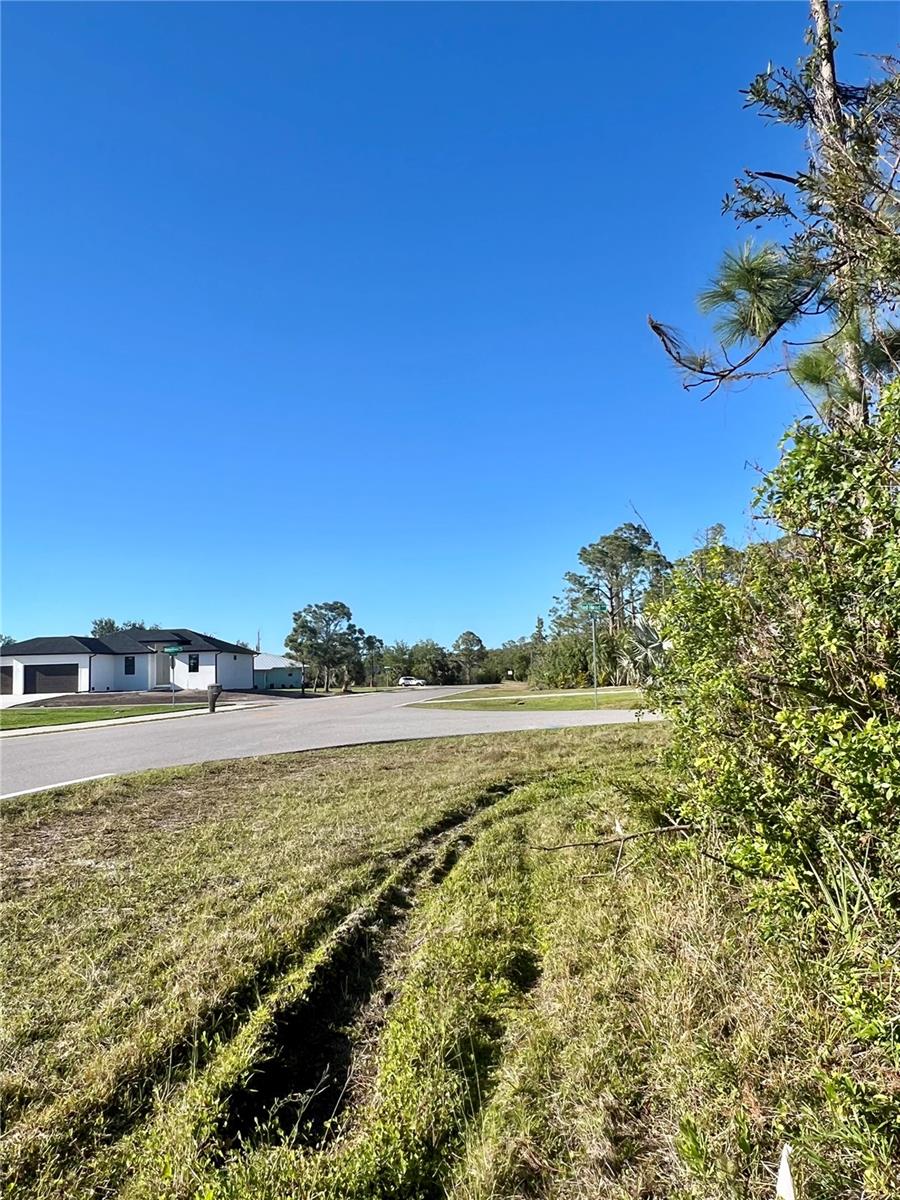 15249 RED HEAD AVE, PORT CHARLOTTE, FL, 33981