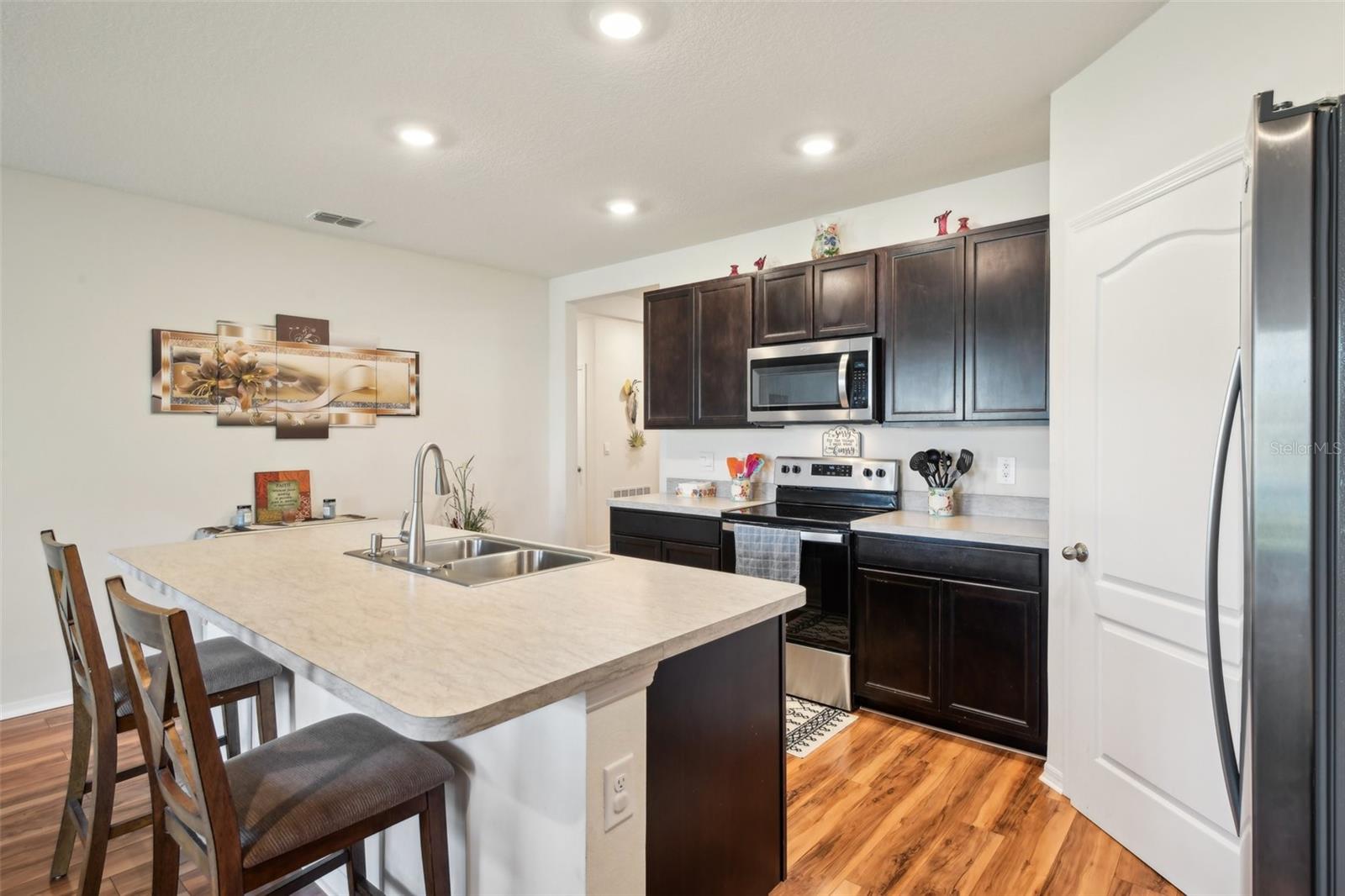 2916 CANARY LN, TAVARES, FL, 32778