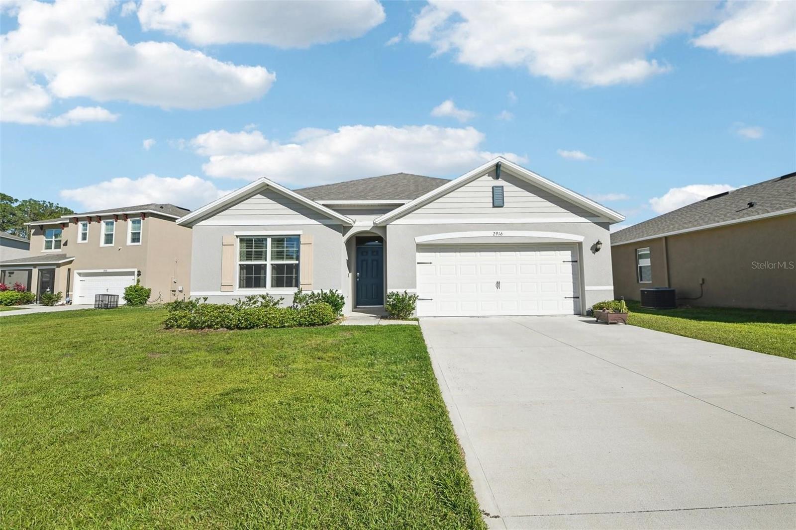 2916 CANARY LN, TAVARES, FL, 32778