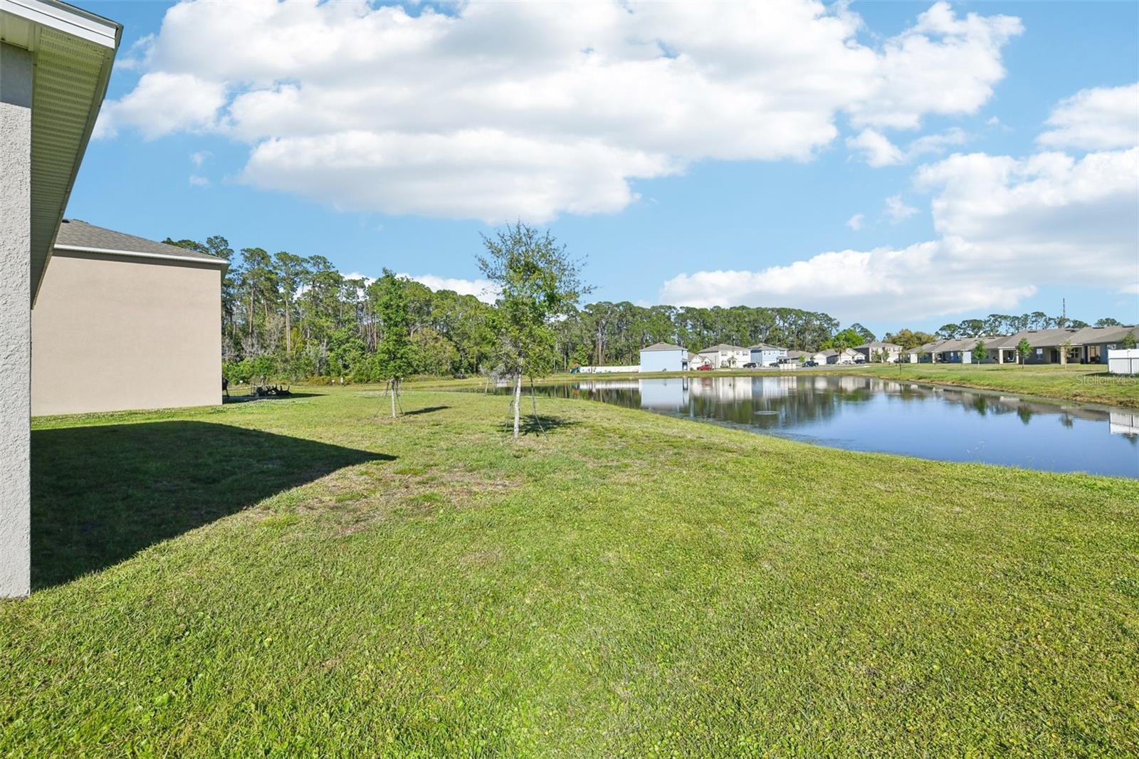 2916 CANARY LN, TAVARES, FL, 32778