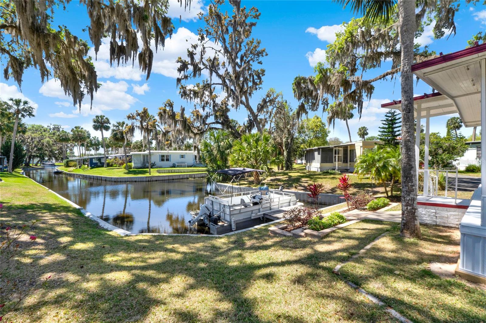 105 CANAL VW, EUSTIS, FL, 32726