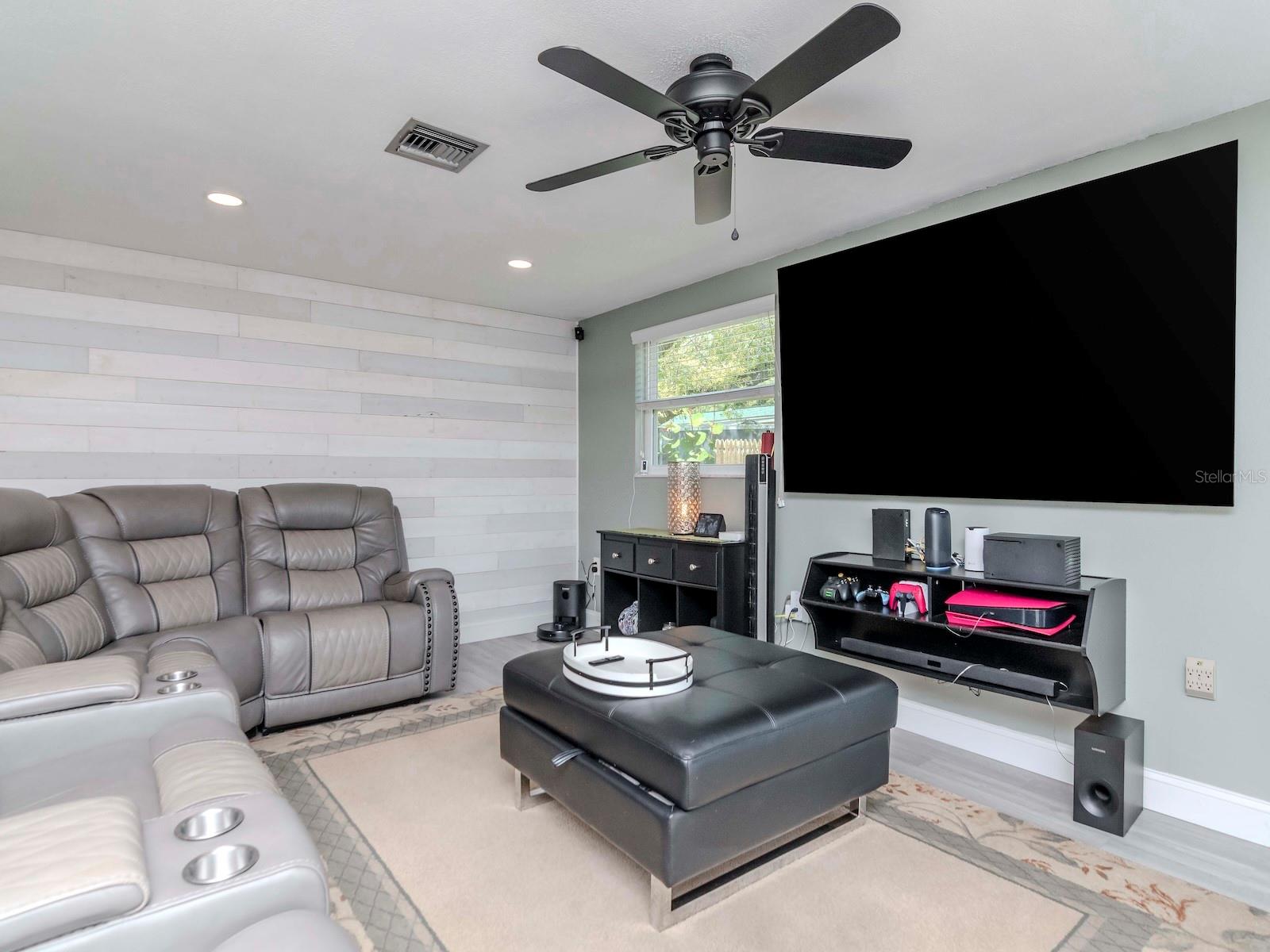 5433 PALMETTO RD, NEW PORT RICHEY, FL, 34652