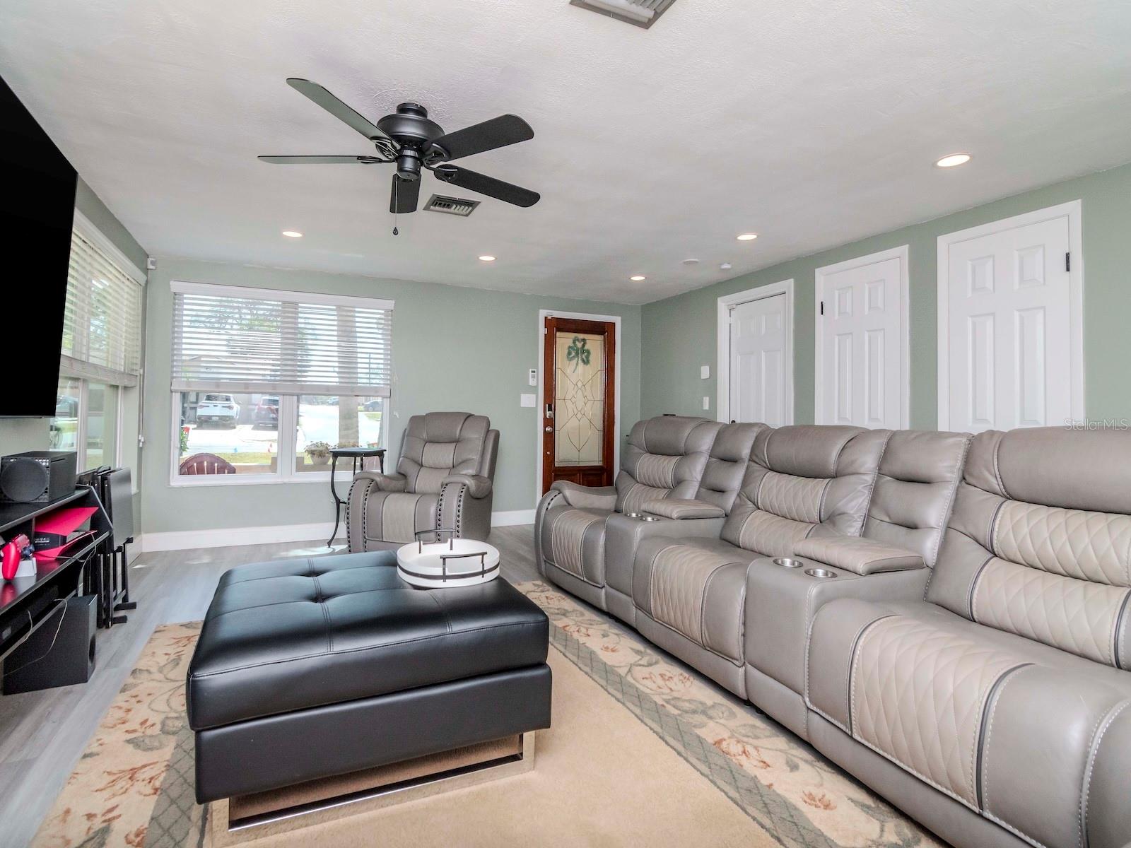 5433 PALMETTO RD, NEW PORT RICHEY, FL, 34652