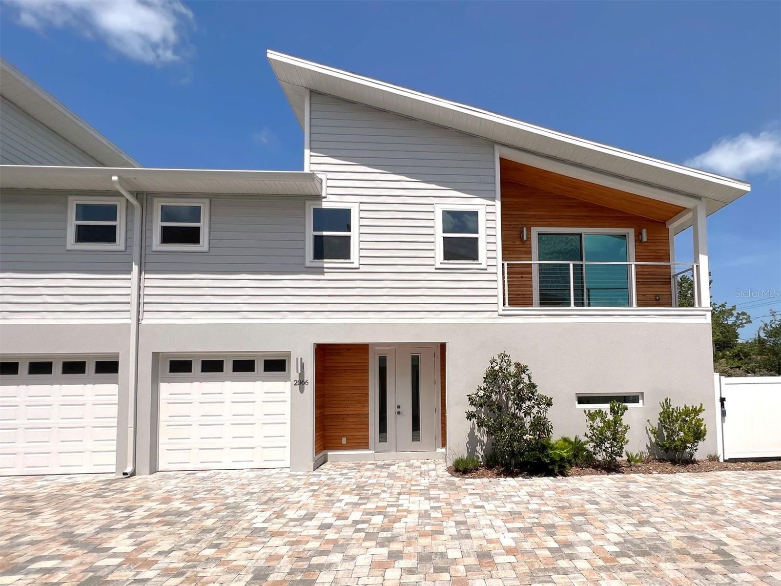 2066 ROSELAWN ST, SARASOTA, FL, 34231