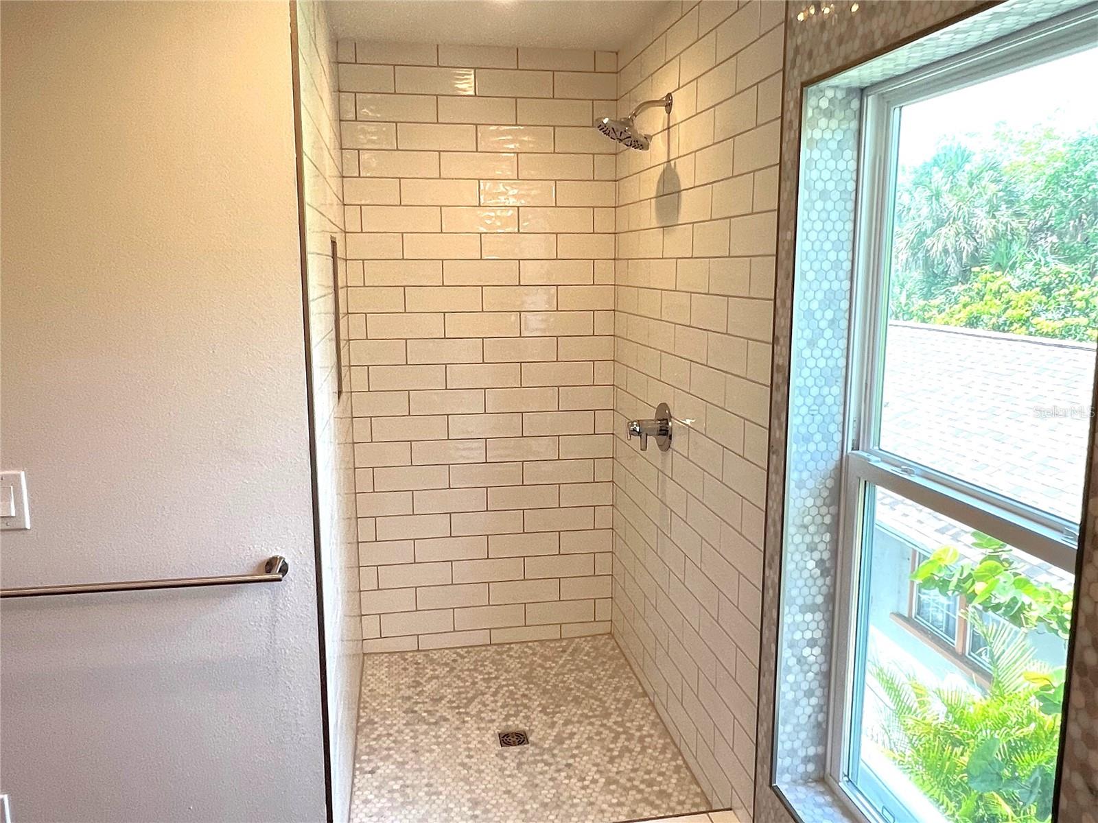 2066 ROSELAWN ST, SARASOTA, FL, 34231