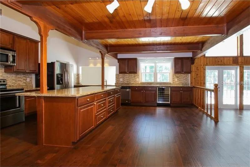 39127 PRETTY POND RD, ZEPHYRHILLS, FL, 33540