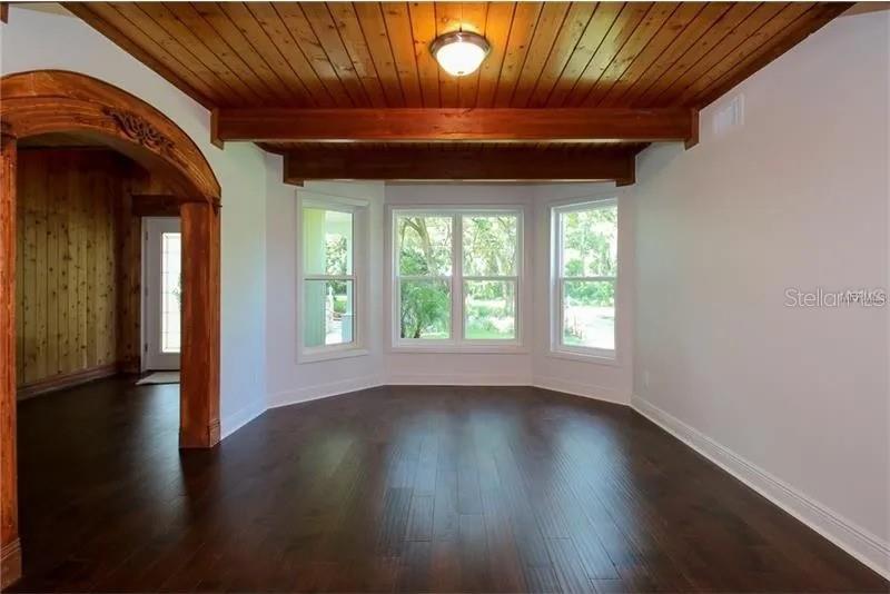 39127 PRETTY POND RD, ZEPHYRHILLS, FL, 33540