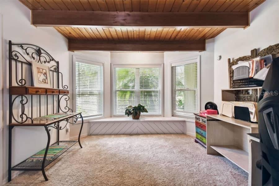 39127 PRETTY POND RD, ZEPHYRHILLS, FL, 33540