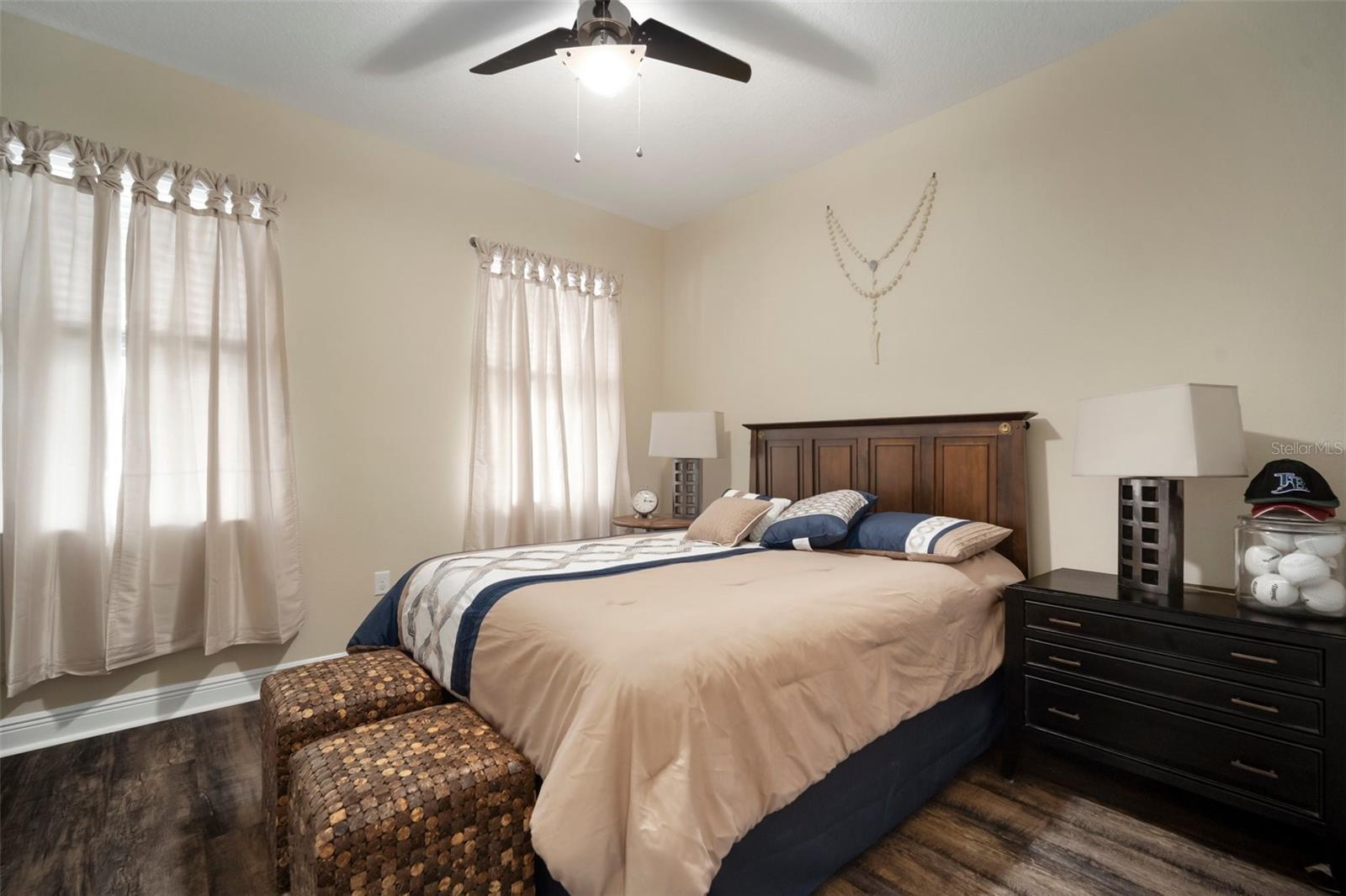 513 MANNS HARBOR DR, APOLLO BEACH, FL, 33572