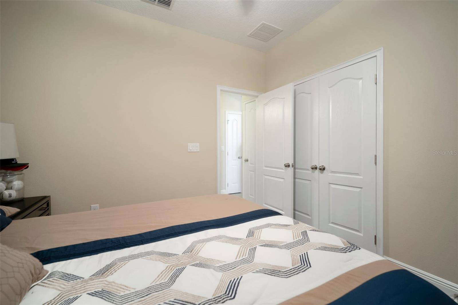 513 MANNS HARBOR DR, APOLLO BEACH, FL, 33572