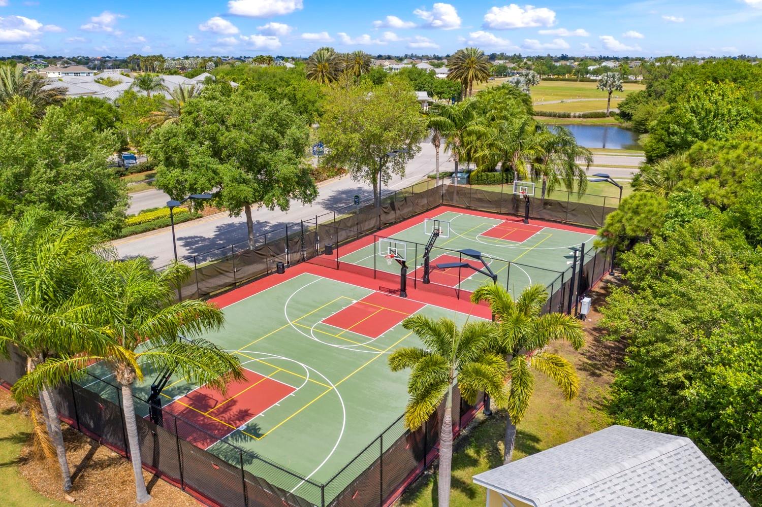 513 MANNS HARBOR DR, APOLLO BEACH, FL, 33572