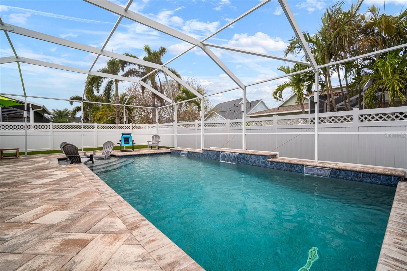 513 MANNS HARBOR DR, APOLLO BEACH, FL, 33572