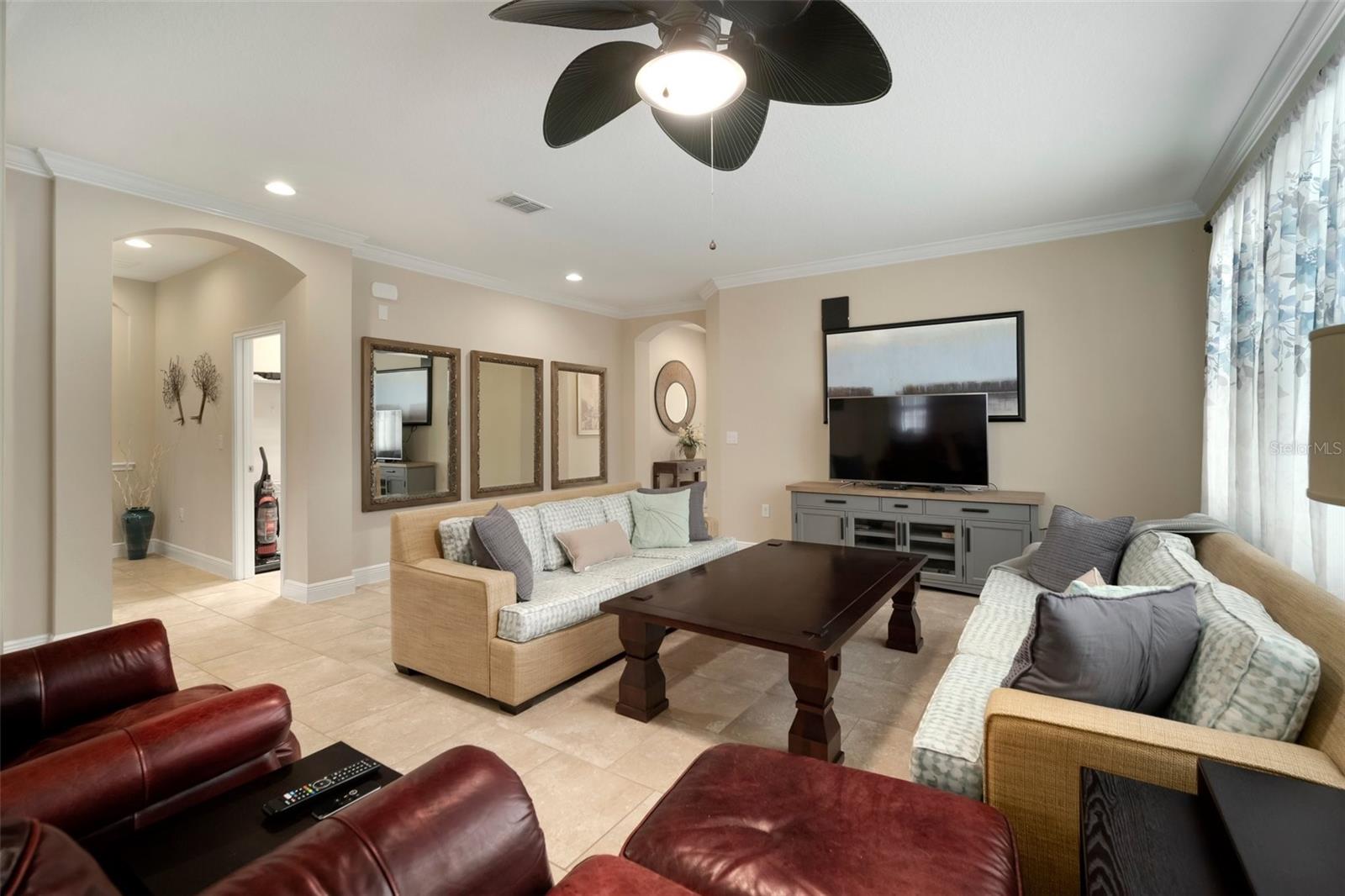 513 MANNS HARBOR DR, APOLLO BEACH, FL, 33572