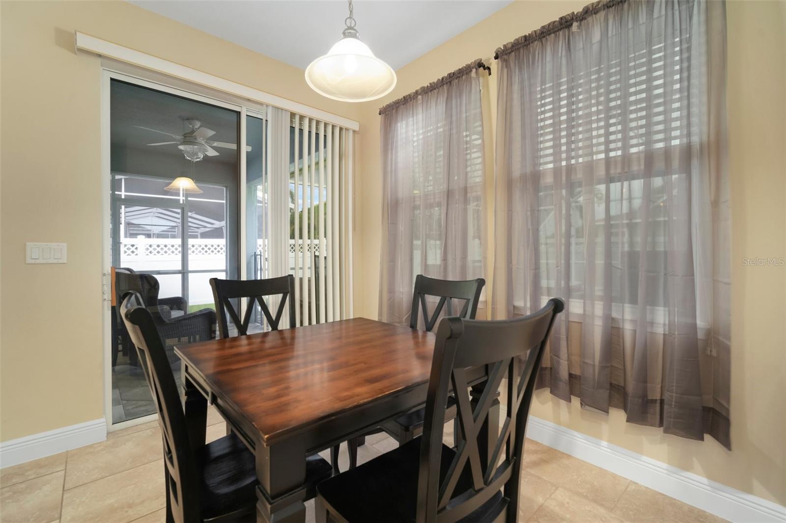 513 MANNS HARBOR DR, APOLLO BEACH, FL, 33572
