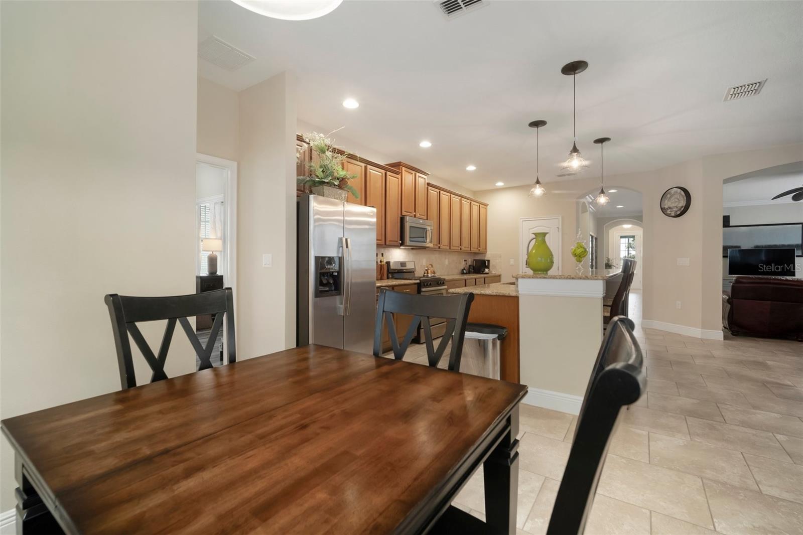513 MANNS HARBOR DR, APOLLO BEACH, FL, 33572