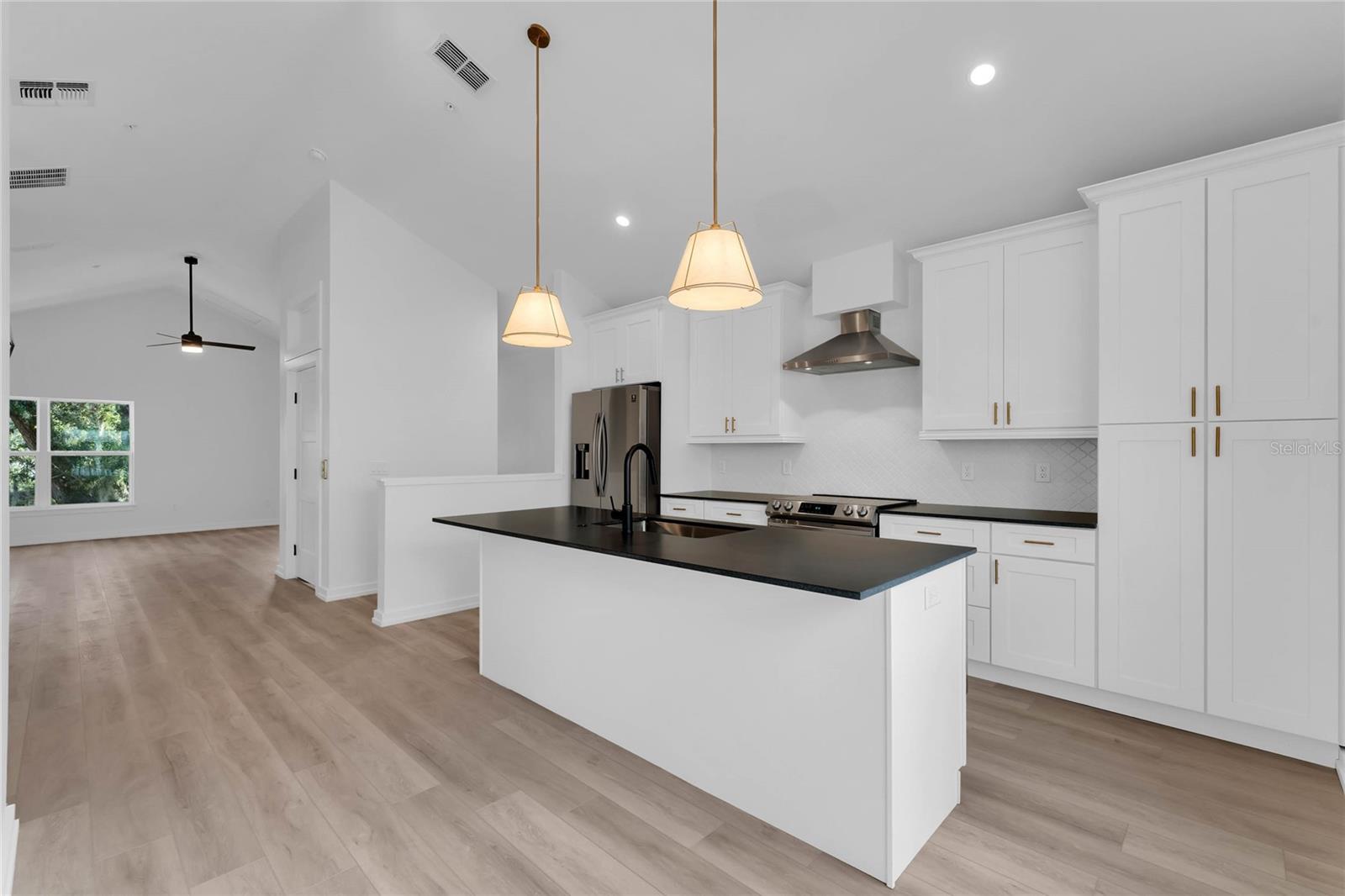 1602 PARK LAKE ST #2, ORLANDO, FL, 32803