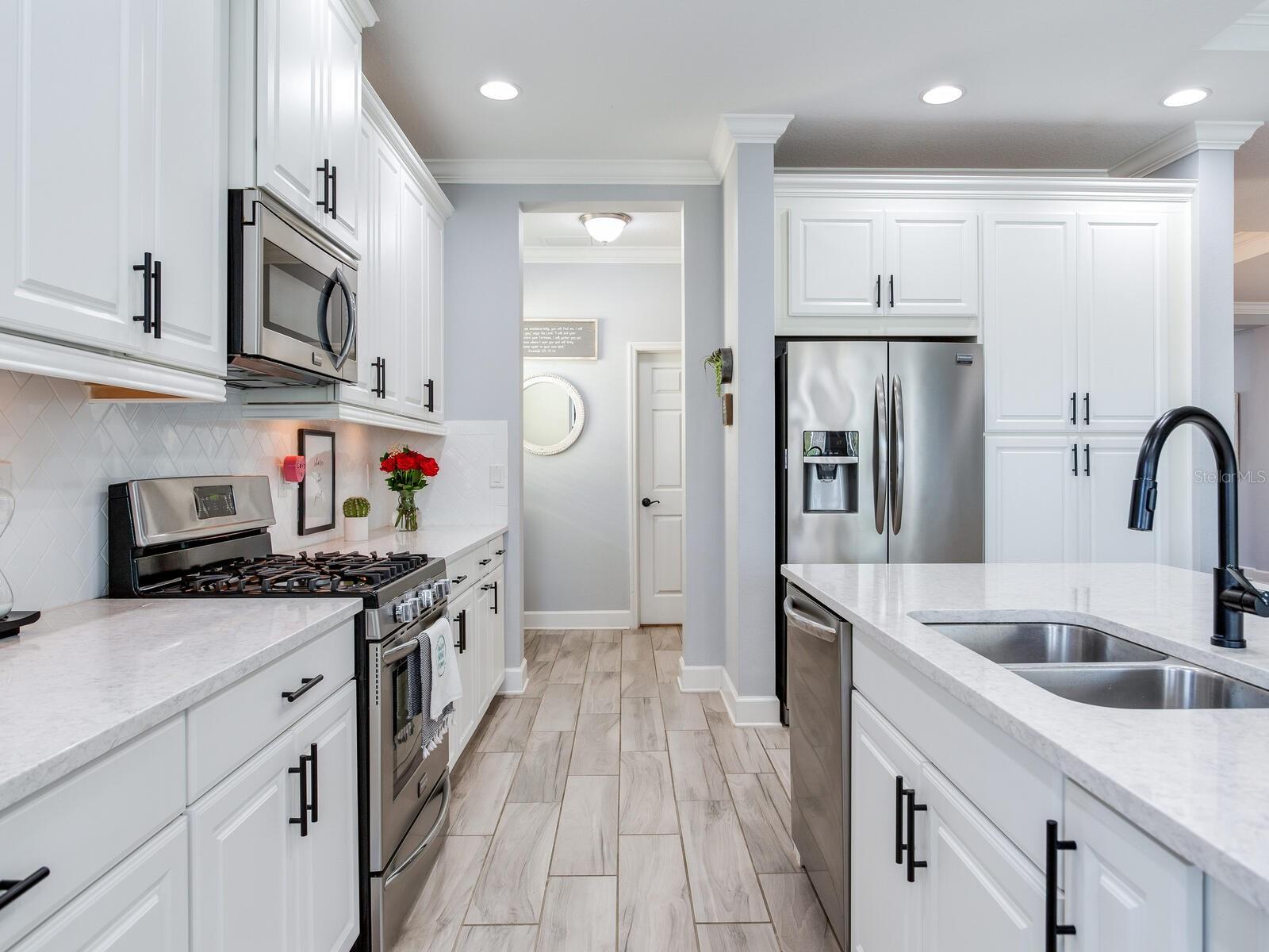 5128 ADMIRAL POINTE DR, APOLLO BEACH, FL, 33572